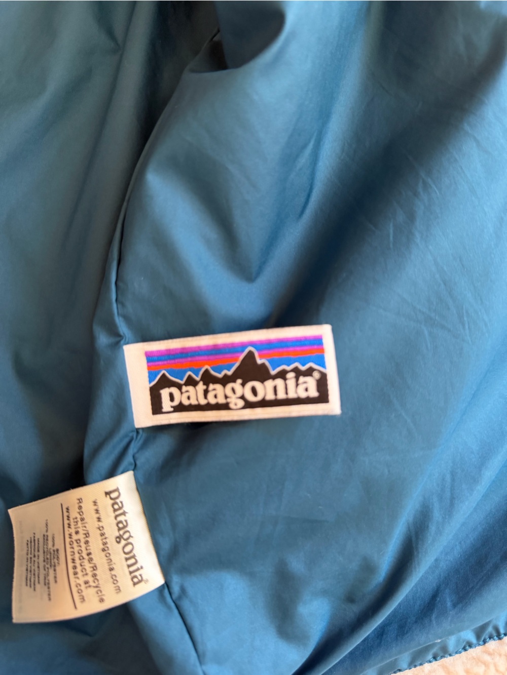 Kids Patagonia Retro-X 65619 tan purple Sherpa fleece vest. Size youth XL - Picture 8 of 12